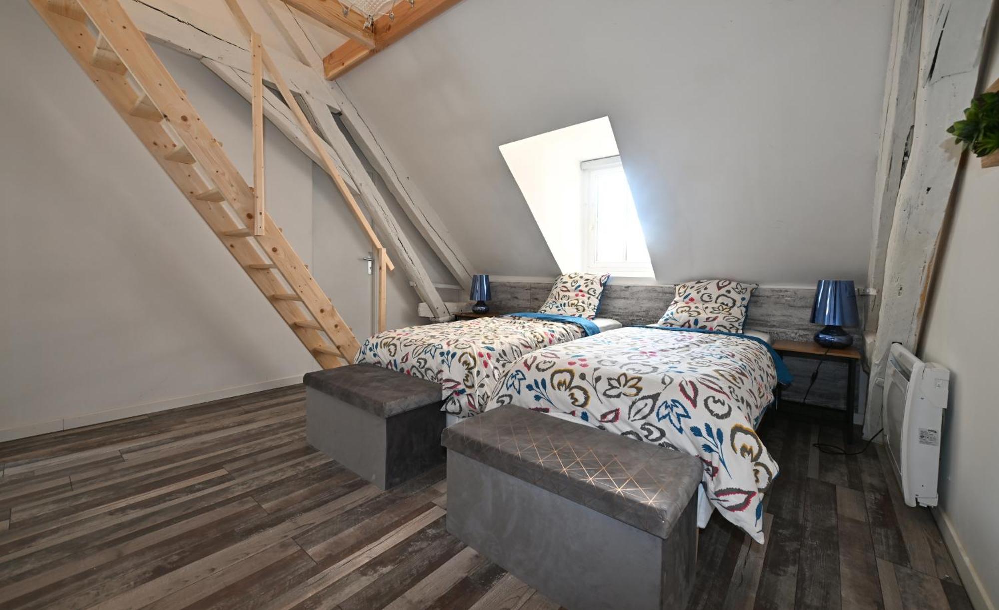 3 Appartements Premium Au Pied De La Cathedrale - Hypercentre Sens Exterior photo